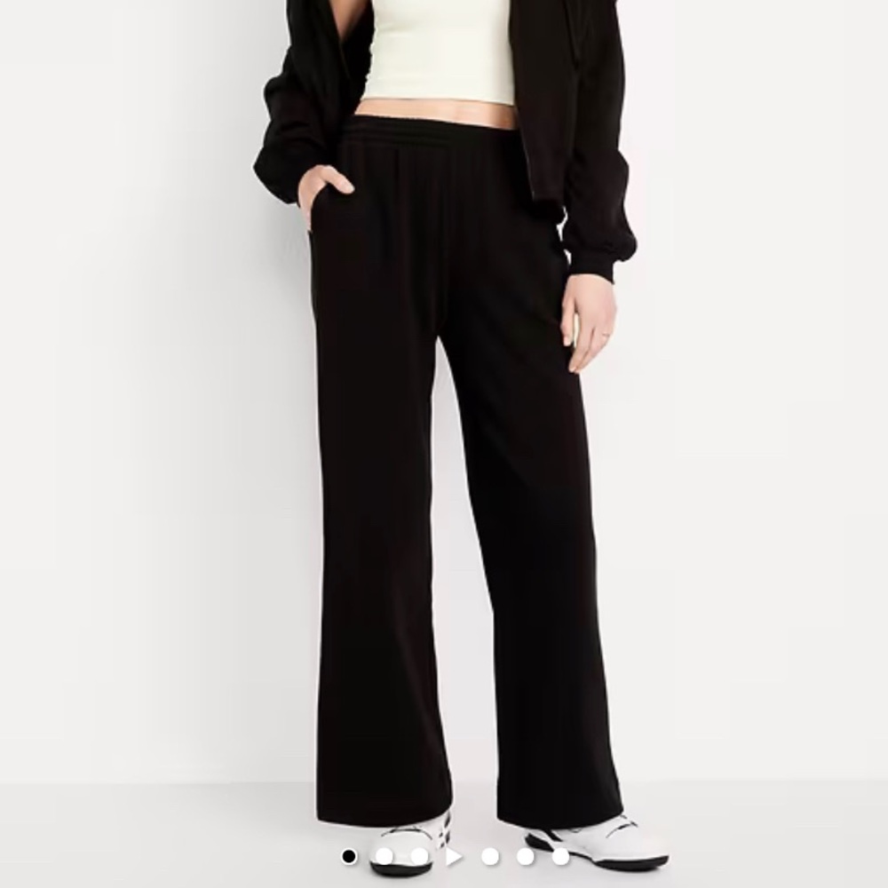 Straight Leg Sweatpants